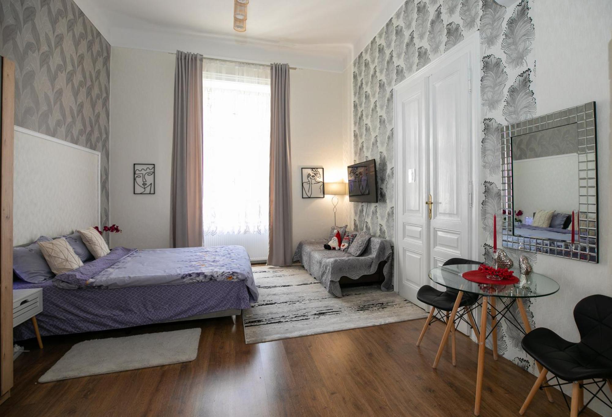 Casa Larisa Apartment Arad Exterior photo